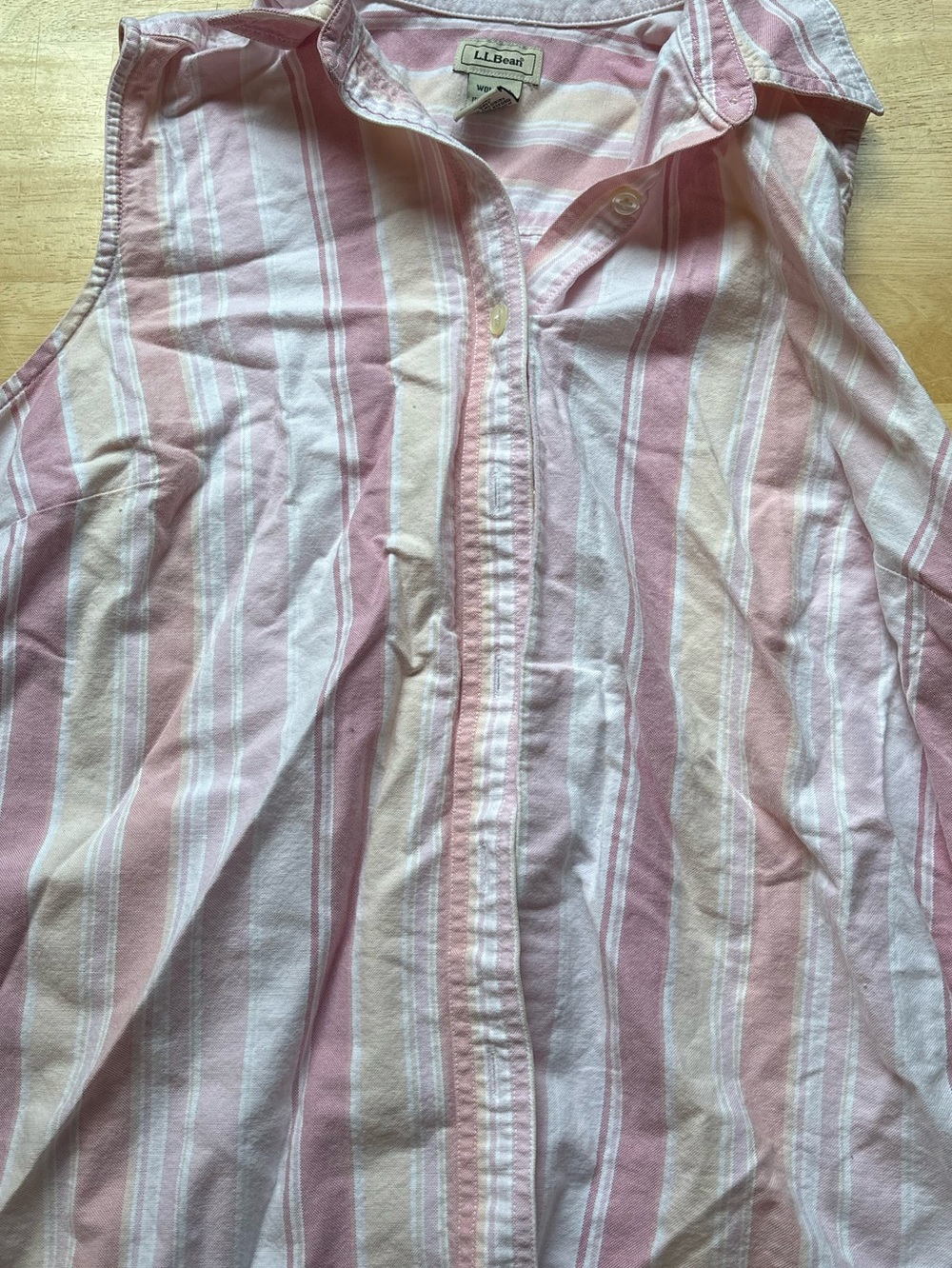 L.L. Bean women’s Pink and White Striped Sleeveless Button-Up Top